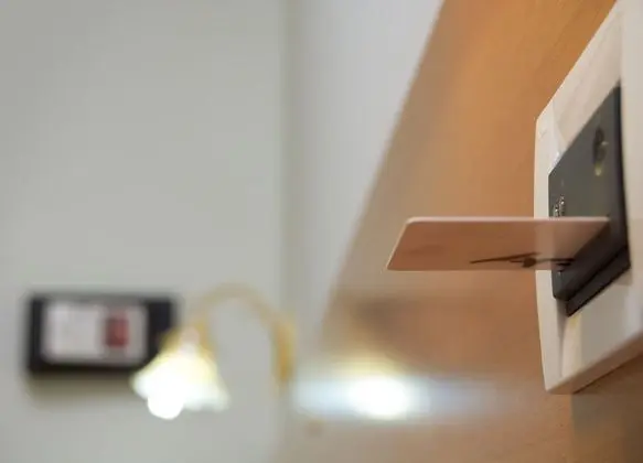 Tek Büyük Yataklı Oda, 2 Tek Kişilik Yatak