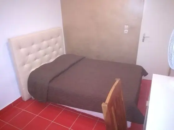 Standard Tek Büyük Yataklı Oda