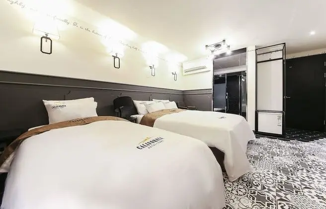 Deluxe İki Ayrı Yataklı Oda