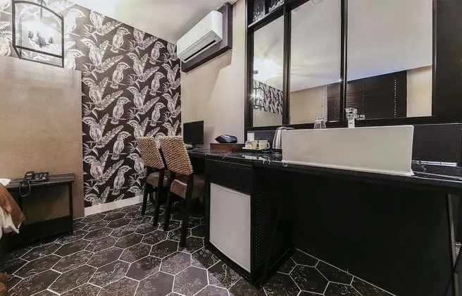 Standard Tek Büyük Yataklı Oda