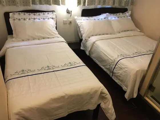 Üç Kişilik Oda