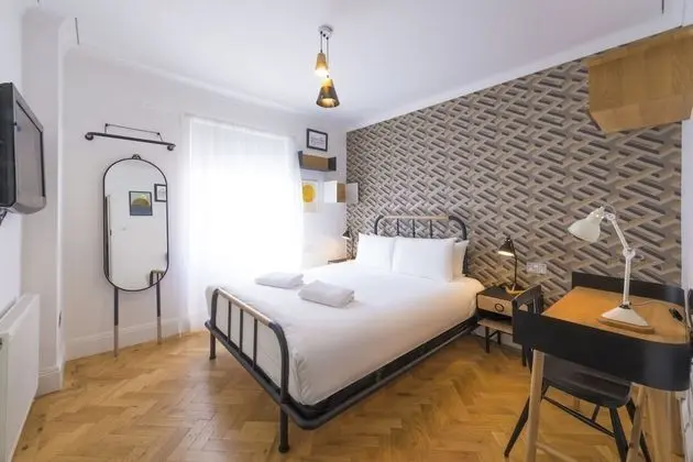 Comfort Tek Büyük Yataklı Oda (Large)