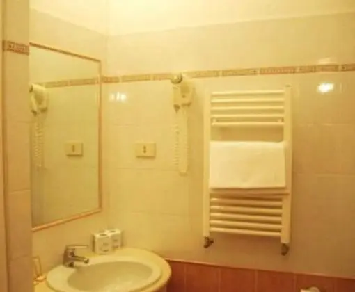 Superior Tek Büyük veya İki Ayrı Yataklı Oda