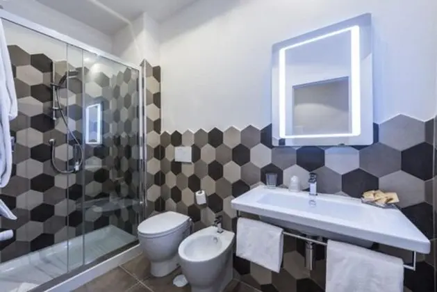 Superior Tek Büyük veya İki Ayrı Yataklı Oda