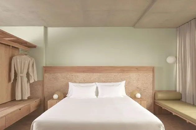 Oda, 1 En Büyük (King) Boy Yatak, Şehir Manzaralı