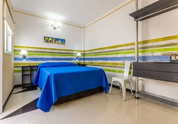 Tek Büyük Yataklı Oda