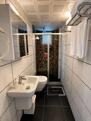 Comfort Üç Kişilik Oda, Deniz veya Kara Manzaralı, Balkonlu
