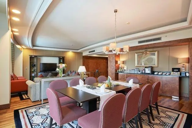 https://images.etstur.com/files/images/hotelImages/TR/50656/l/Calista-Luxury-Resort-Oda-364137.jpg