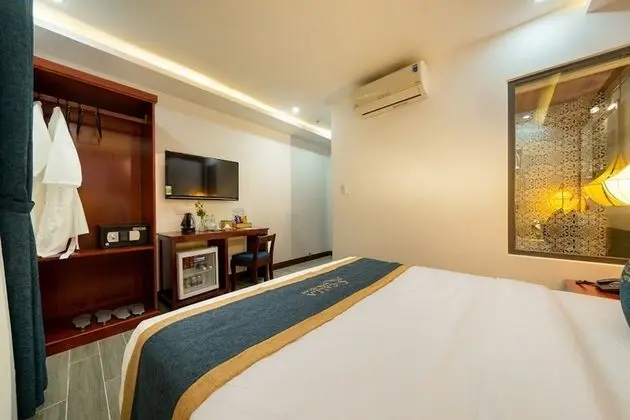 Deluxe Tek Büyük Yataklı Oda, Şehir Manzaralı