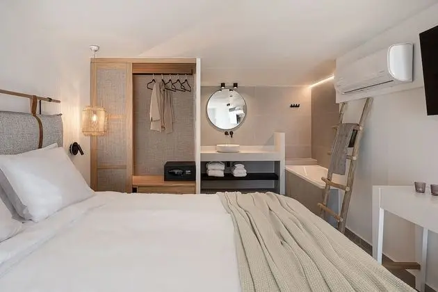 Superior Maisonette Suite with Direct Sea View