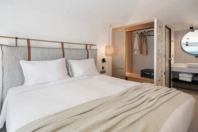 Superior Maisonette Suite with Direct Sea View