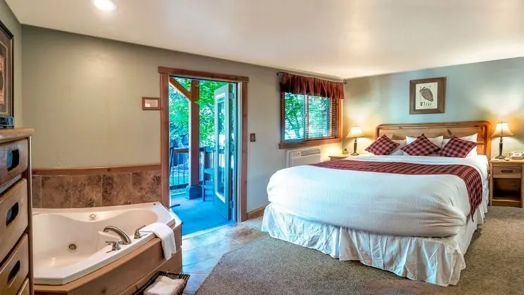 Standard Oda, 1 En Büyük (King) Boy Yatak, Sıcak Su Küveti, Bahçe Manzaralı