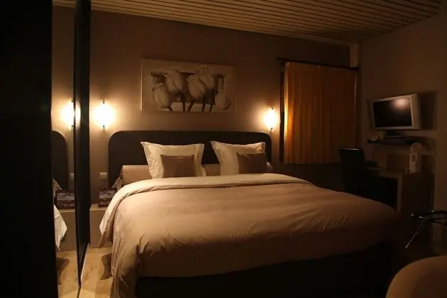 Comfort Tek Büyük Yataklı Oda