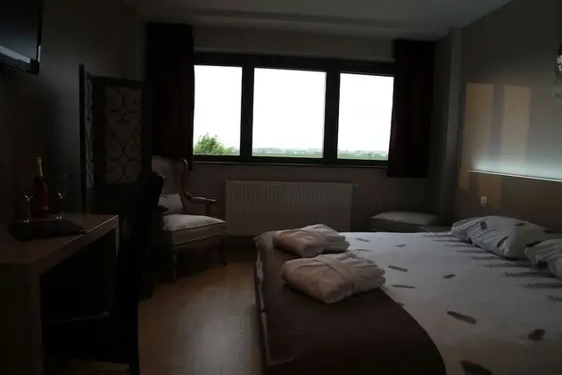 Panoramic Tek Büyük Yataklı Oda