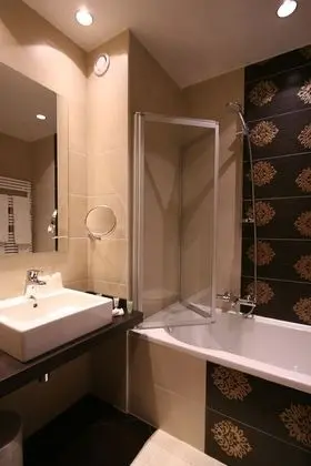 Panoramic Tek Büyük Yataklı Oda