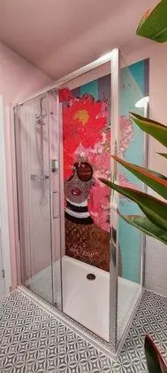 Luxury Ev, Özel Banyo (The Callies)