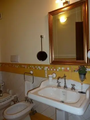 Classic Tek Büyük Yataklı Oda