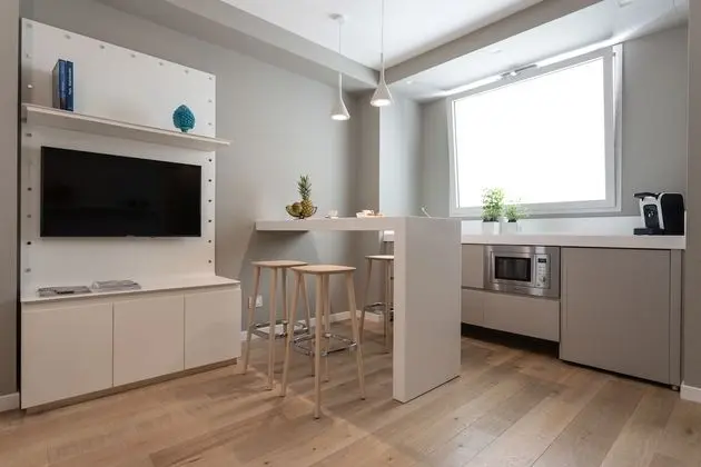 Design Apart Daire, 1 En Büyük (King) Boy Yatak