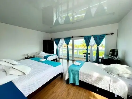 Deluxe Üç Kişilik Oda, Balkon