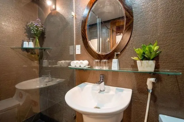 Deluxe Tek Büyük Yataklı Oda, Nehir Manzaralı