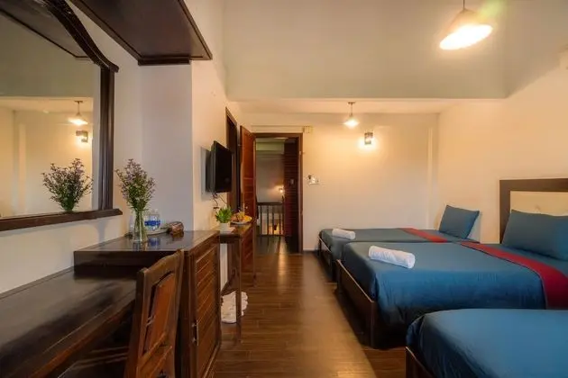 Deluxe Üç Kişilik Oda, Balkon