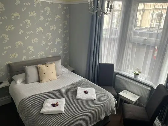 Elite Tek Büyük Yataklı Oda