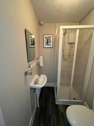 Grand Tek Büyük Yataklı Oda