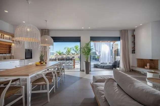 Luxury Villa, 3 Yatak Odası, Kısmi Deniz Manzarası