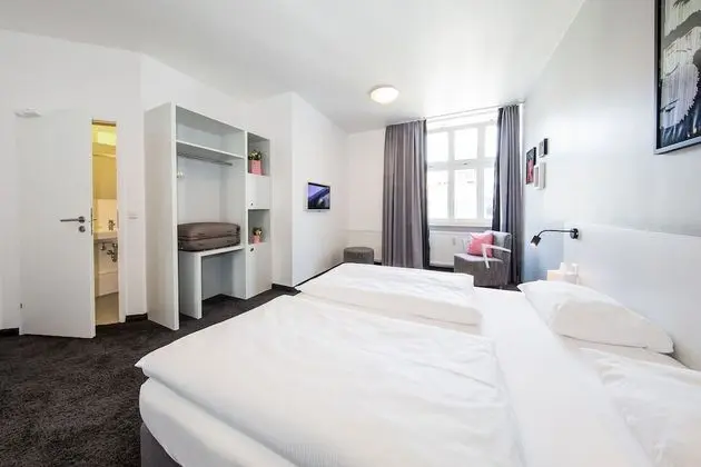 Comfort Büyük Yataklı Tek Kişilik Oda ( CALMA M)