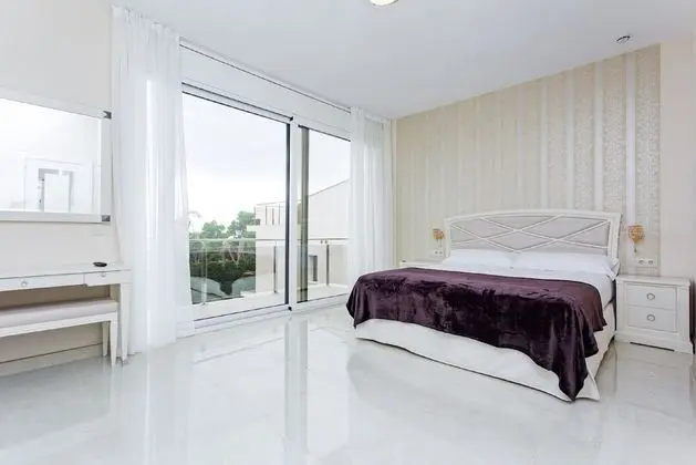 Standard Villa