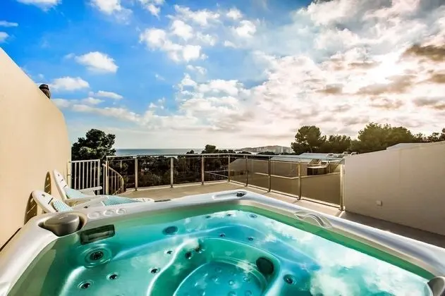 Superior Villa