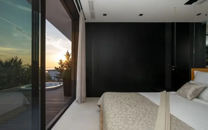 Deluxe Villa, 4 Yatak Odası, Kişiye Özel Havuzlu, Deniz Manzaralı