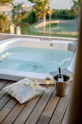 Deluxe Villa, 4 Yatak Odası, Kişiye Özel Havuzlu, Deniz Manzaralı