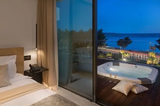 Deluxe Villa, 4 Yatak Odası, Kişiye Özel Havuzlu, Deniz Manzaralı