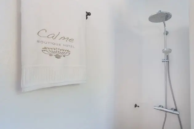 Laurel luxurious Sea View Room with Private Swimming Pool