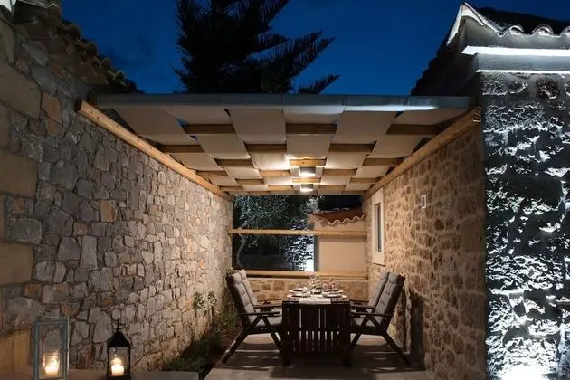 Design Sıra Ev, 1 Büyük (Queen) Boy Yatak ve Çekyat, Sigara İçilmez