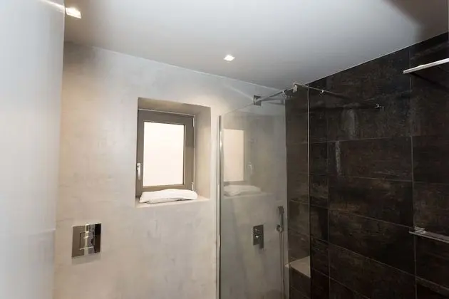 Design Sıra Ev, 1 Büyük (Queen) Boy Yatak ve Çekyat, Sigara İçilmez