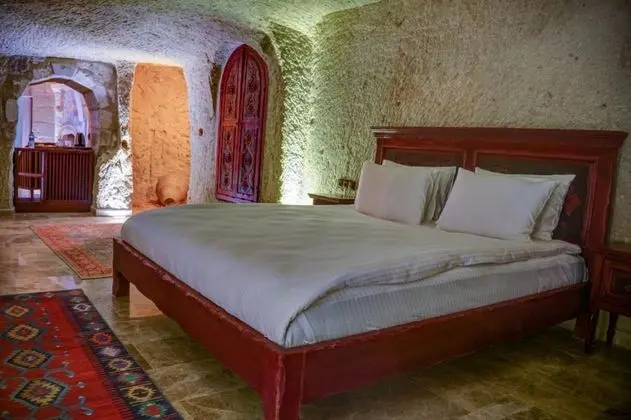 Cave Balayı Odası, , Havuzlu