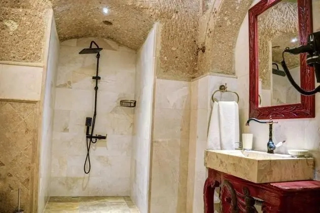 Cave Balayı Odası, , Havuzlu