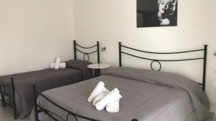 Tek Büyük Yataklı Oda