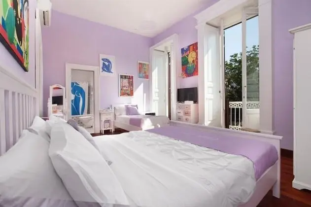 Deluxe Üç Kişilik Oda