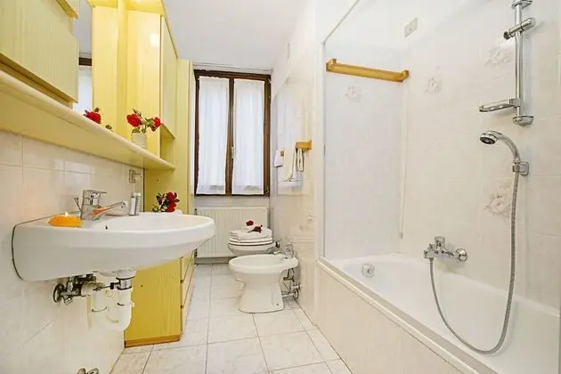 Family Apart Daire, 2 Çift Kişilik Yatak, Dağ Yamacı (Cà Luisel 2)