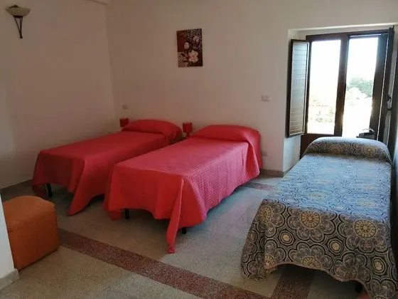 Tek Büyük veya İki Ayrı Yataklı Oda