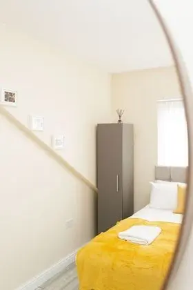 Deluxe Apart Daire, Banyolu/Duşlu (3 Bed, Sleeps 8)