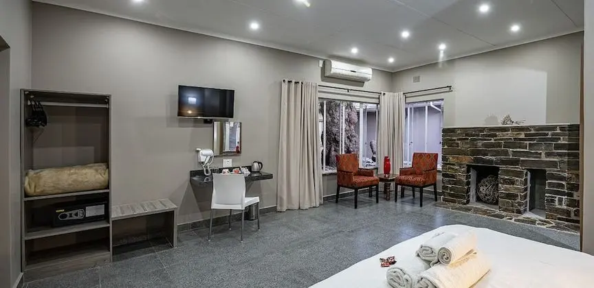 Standard Tek Büyük veya İki Ayrı Yataklı Oda