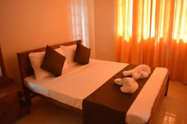 Economy Tek Büyük Yataklı Oda, 1 Büyük (Queen) Boy Yatak, Sigara İçilmez