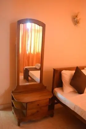 Economy Tek Büyük Yataklı Oda, 1 Büyük (Queen) Boy Yatak, Sigara İçilmez