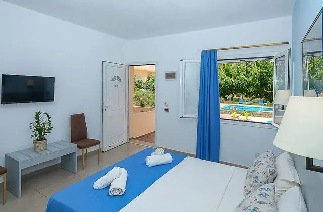 Standard Oda, Havuz Manzaralı