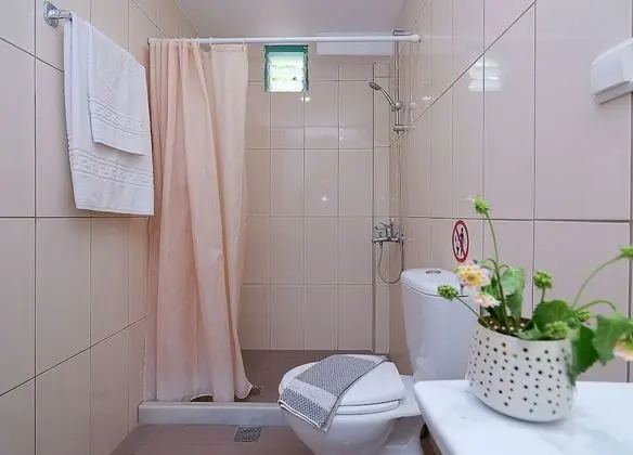 Standard Oda, Havuz Manzaralı