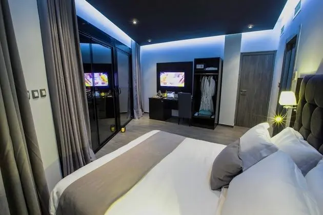 Deluxe Tek Büyük Yataklı Oda, Balkon, Deniz Manzaralı